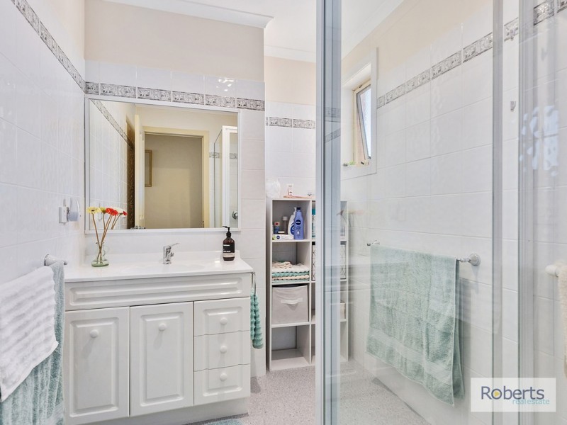 2/2 Hampden Street, Latrobe TAS 7307