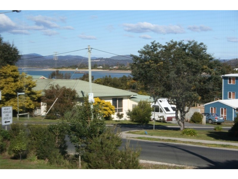 24 Dumbleton Street, Hawley Beach TAS 7307