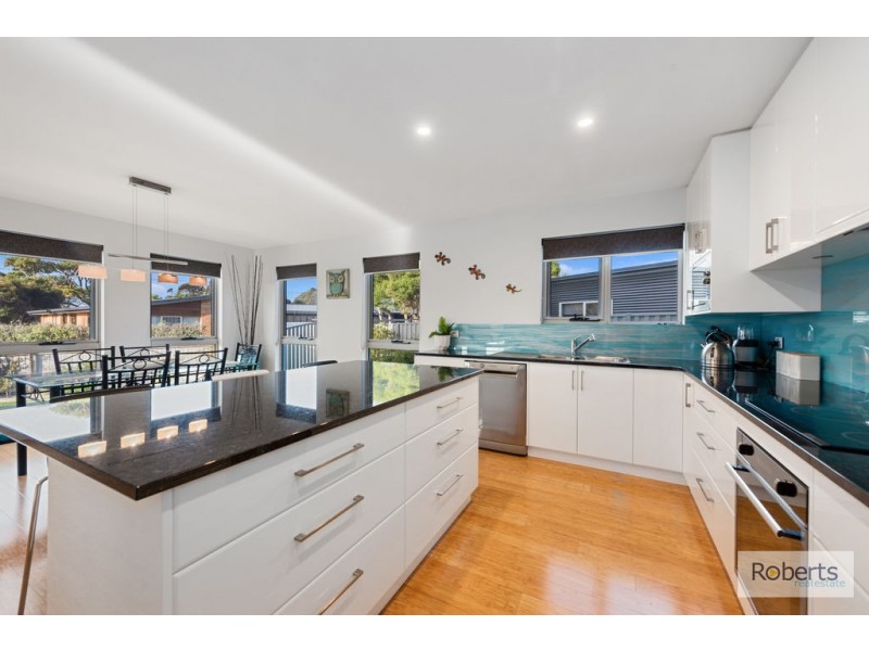 2 Merlot Court, Hawley Beach TAS 7307