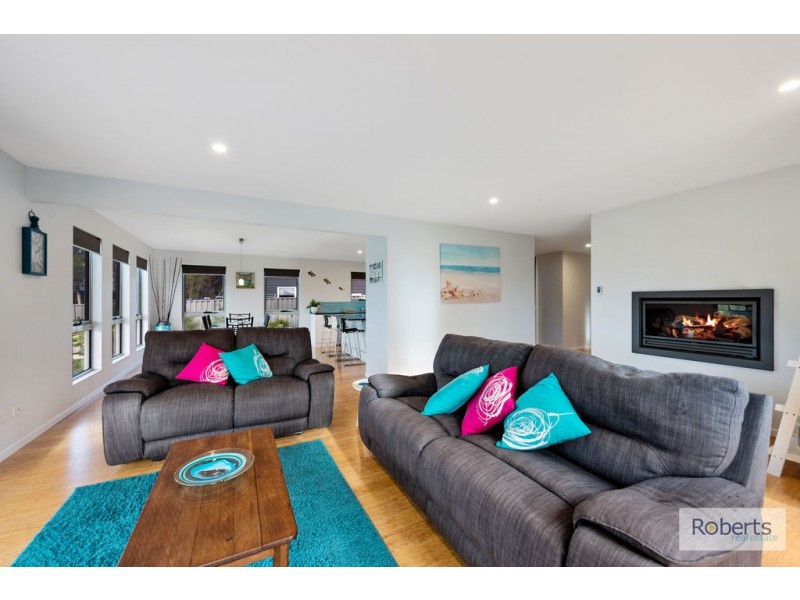 2 Merlot Court, Hawley Beach TAS 7307