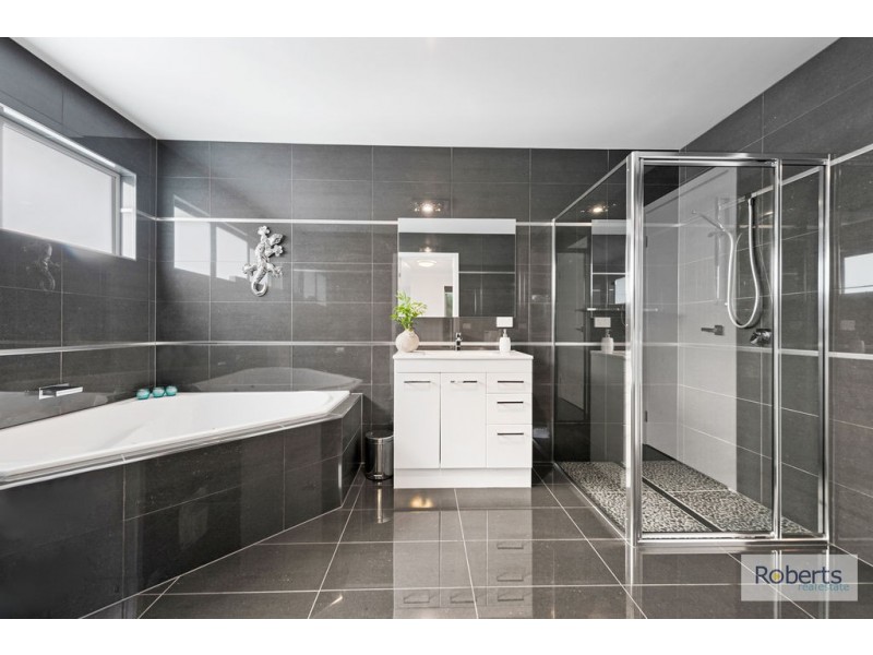 2 Merlot Court, Hawley Beach TAS 7307