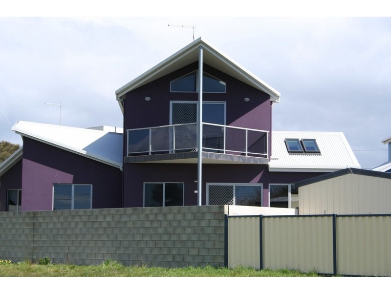 2/71  Joyce Street, Hawley Beach TAS 7307