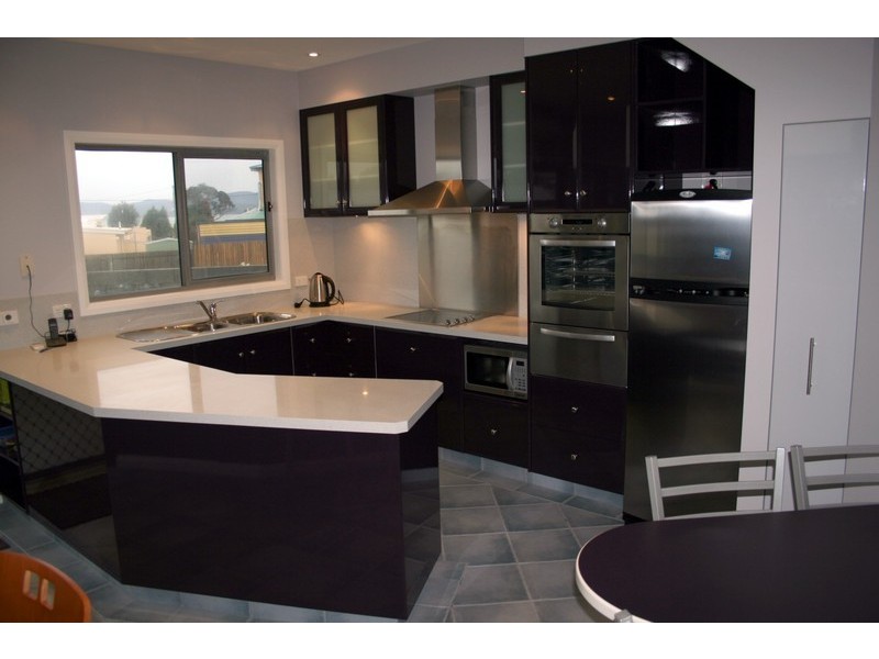 2/71  Joyce Street, Hawley Beach TAS 7307