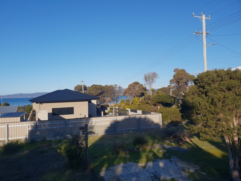 2 Hugh Street, Hawley Beach TAS 7307