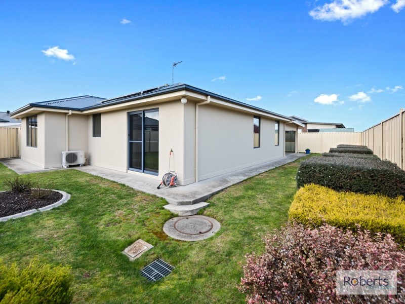 2/14 Earl Grove, Latrobe TAS 7307