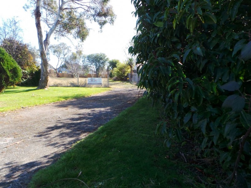 8 Colin Court, Shearwater TAS 7307