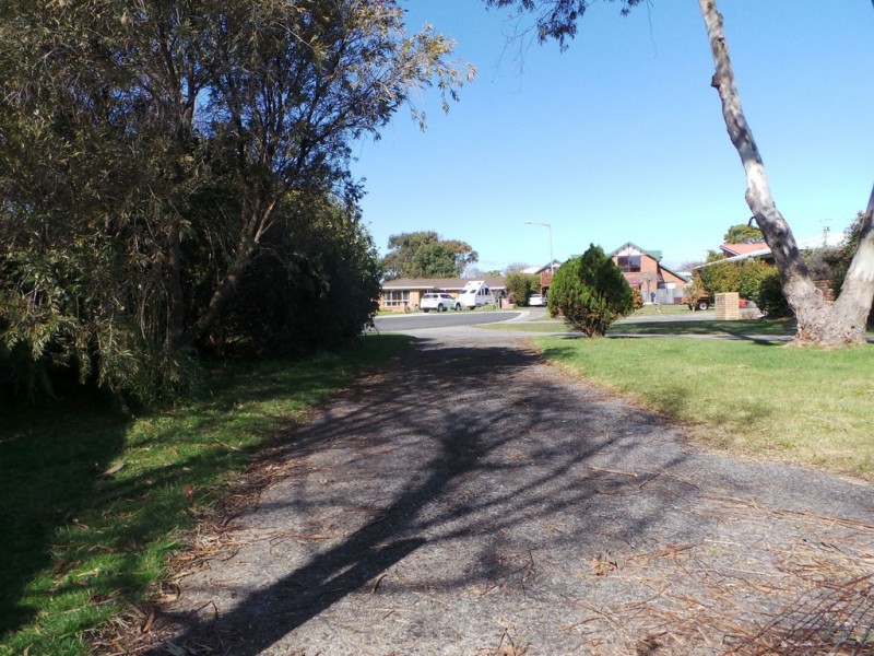 8 Colin Court, Shearwater TAS 7307