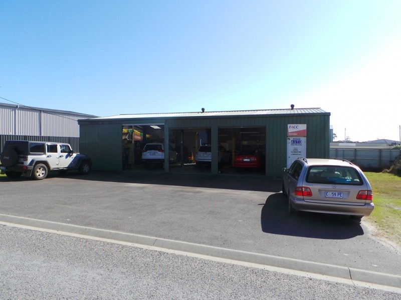 6 Burgess Drive, Shearwater TAS 7307