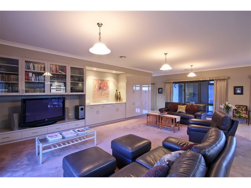 3 Damon Drive, Shearwater TAS 7307