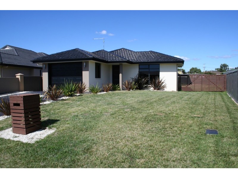 11 Inlet Court, Shearwater TAS 7307