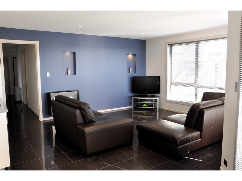 2/14 Tranquil Place, Shearwater TAS 7307