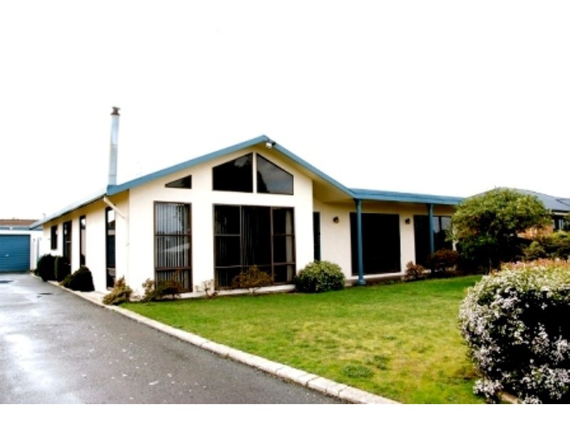 1/15 Club Drive, Shearwater TAS 7307