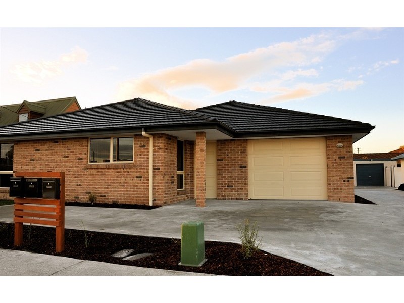 1/15 Club Drive, Shearwater TAS 7307