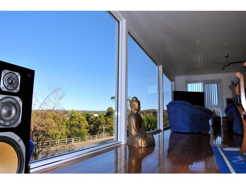 6 Dumbleton Street, Hawley Beach TAS 7307