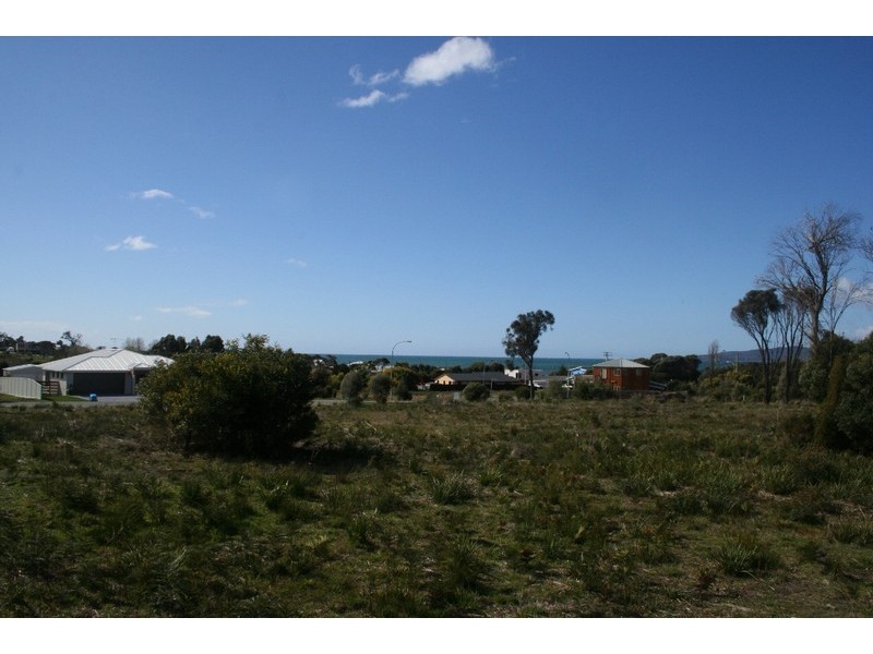9 Chardonnay Drive, Hawley Beach TAS 7307