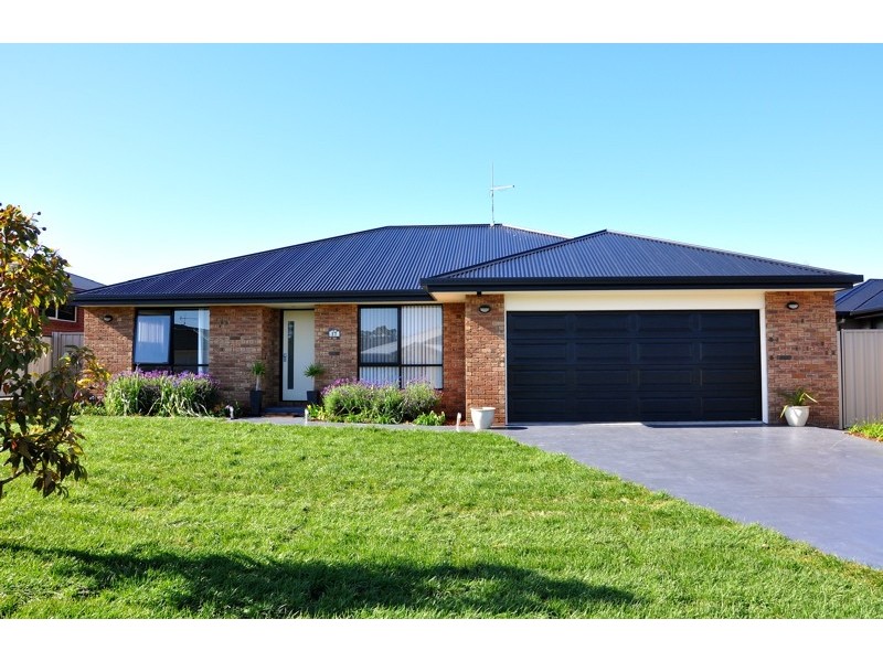 17 Haven Drive, Shearwater TAS 7307