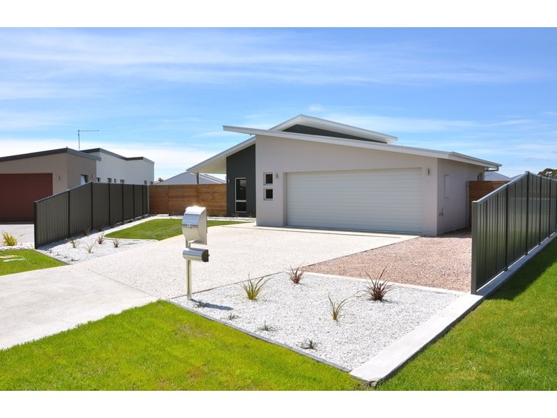 13 Tranquil Place, Shearwater TAS 7307