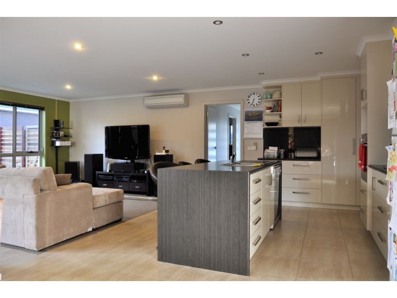 3 Harmony Close, Shearwater TAS 7307