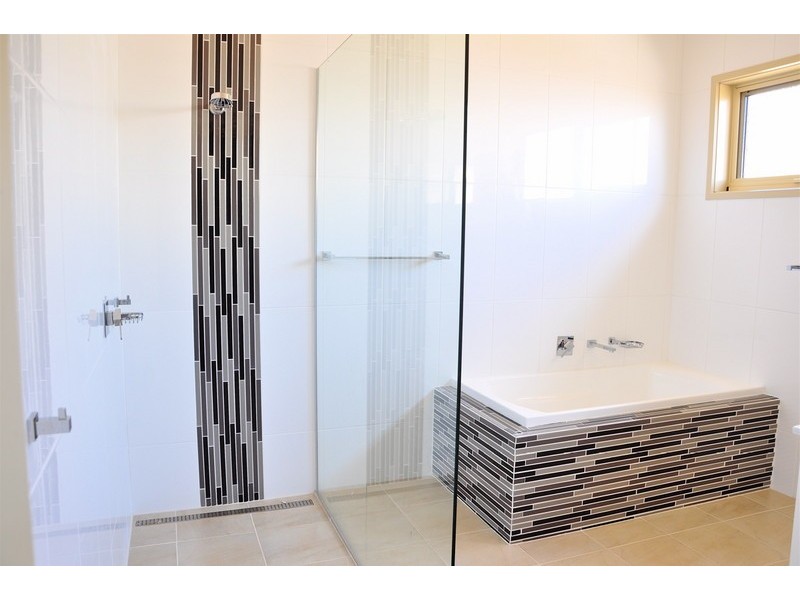 75 Haven Drive, Shearwater TAS 7307