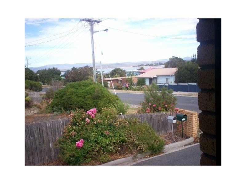 1/30 Dumbleton Street, Hawley Beach TAS 7307