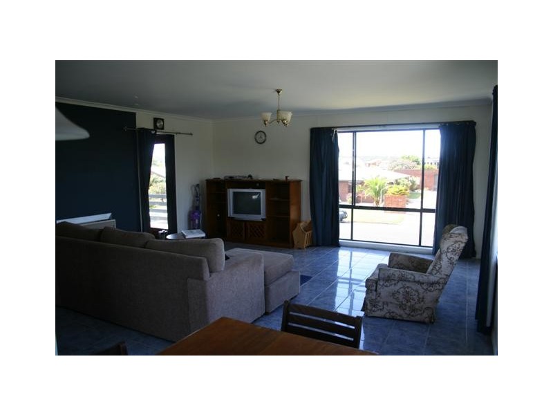 15 Seabreeze Avenue, Shearwater TAS 7307