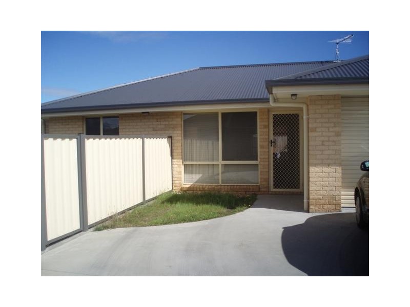 2/22 Haven Drive, Shearwater TAS 7307