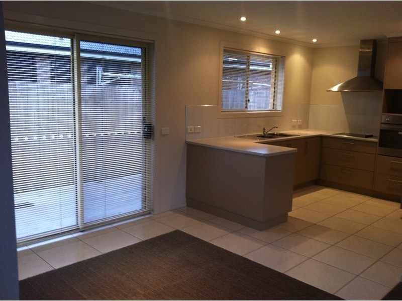 2/22 Haven Drive, Shearwater TAS 7307