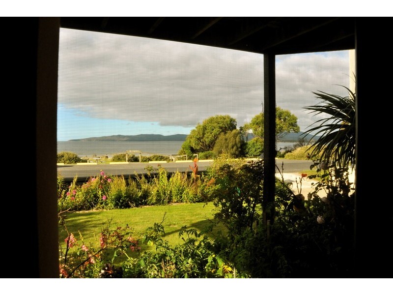 31 Hawley Esplanade, Hawley Beach TAS 7307