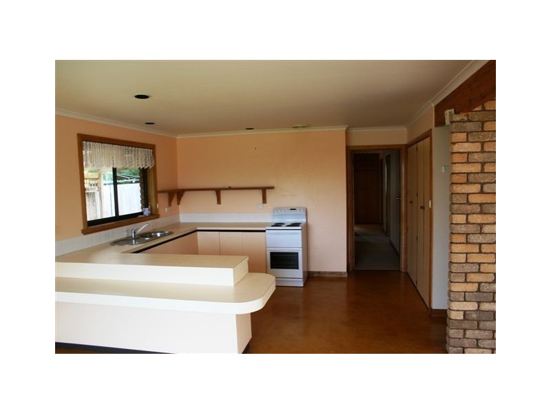 16 Seabreeze Avenue, Shearwater TAS 7307