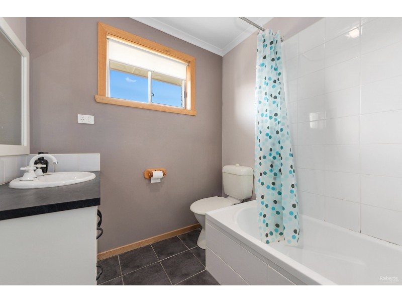 2/40 Alexander Street, Shearwater TAS 7307