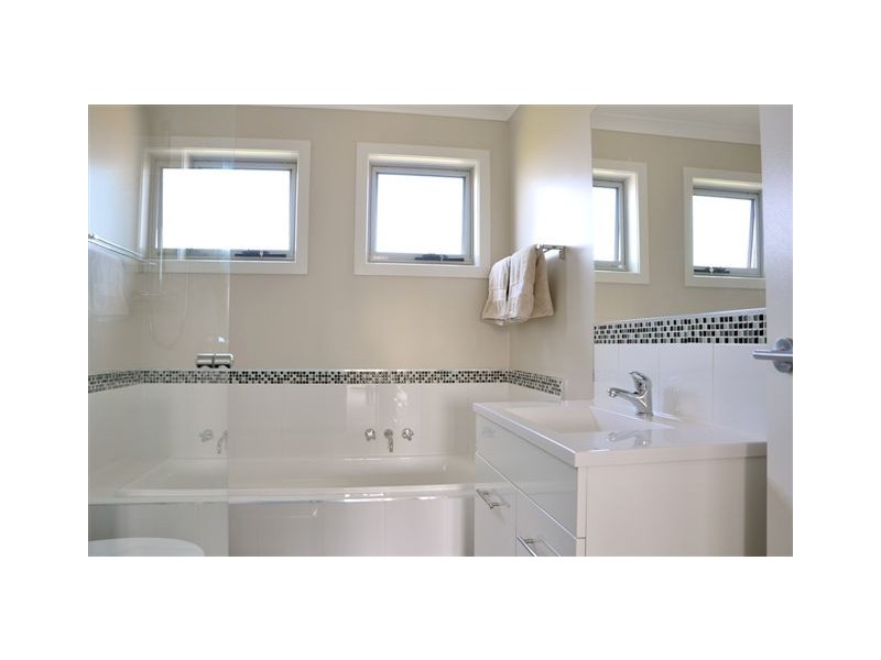 13 Tranquil Place, Shearwater TAS 7307