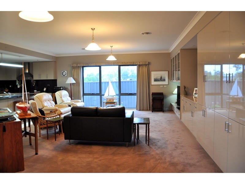 3 Damon Drive, Shearwater TAS 7307