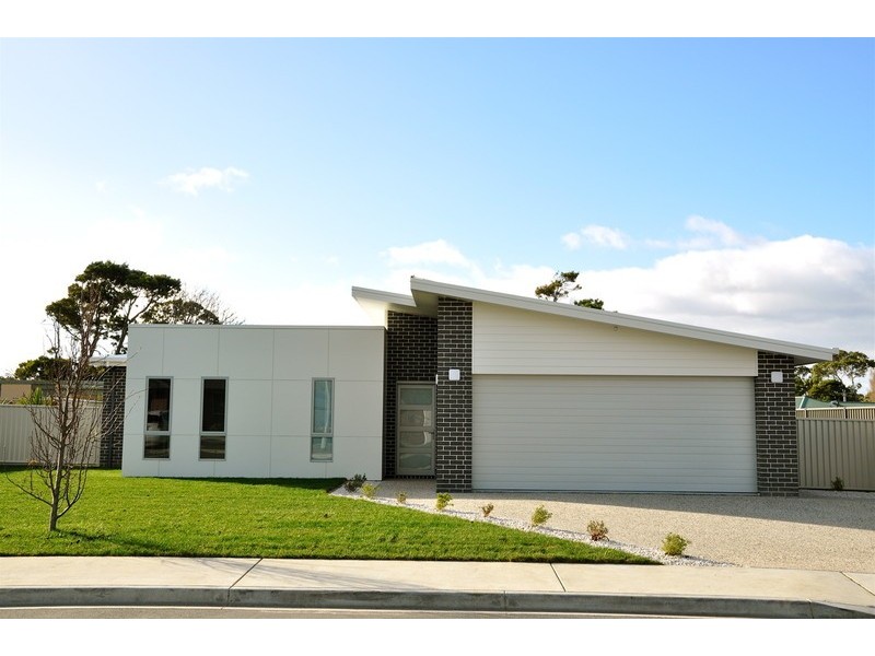 15 Fairway Crescent, Shearwater TAS 7307