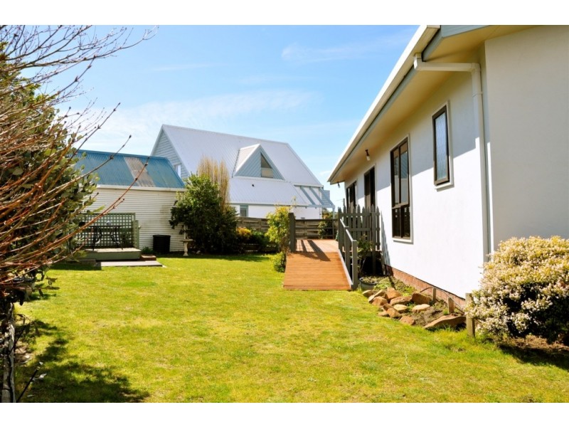 8 Hawley Place, Hawley Beach TAS 7307