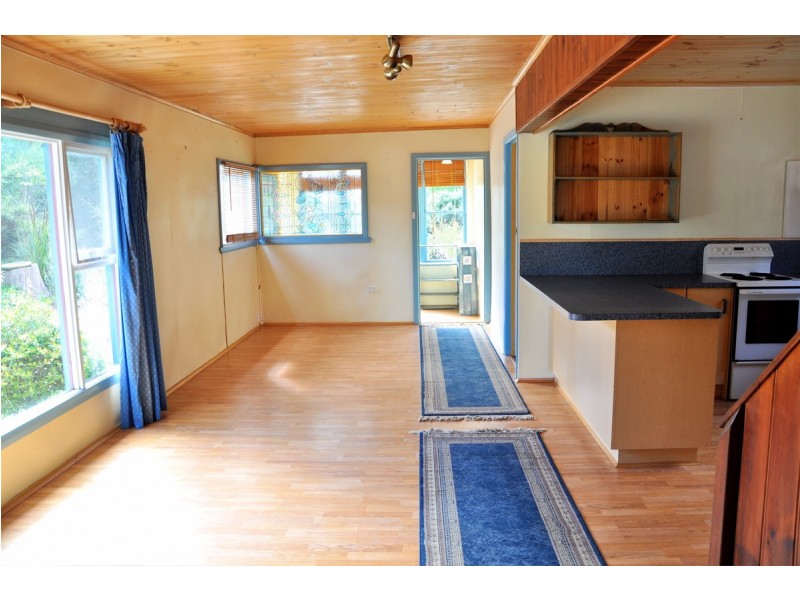 43 The Esplanade, Squeaking Point TAS 7307