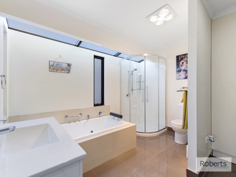 2 Dumbleton Street, Hawley Beach TAS 7307