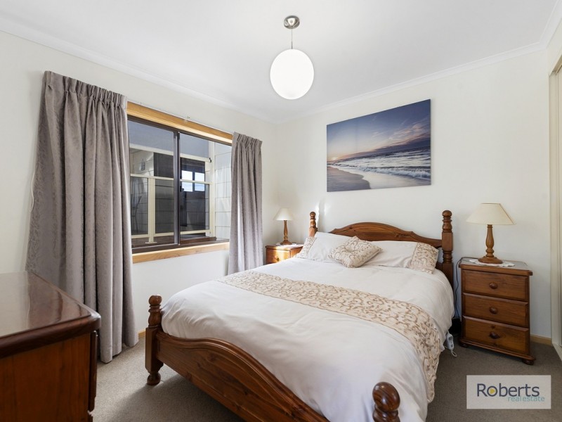 2 Dumbleton Street, Hawley Beach TAS 7307