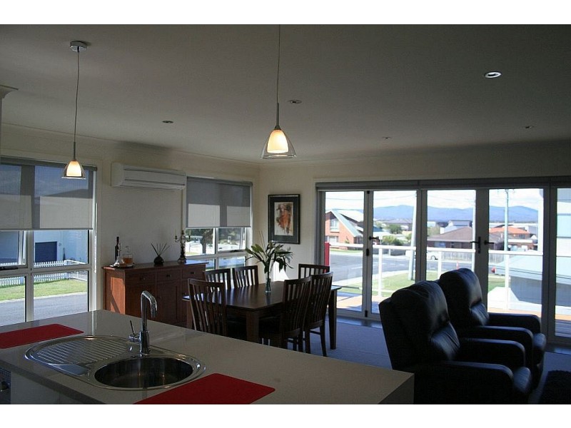 1/1 Arthur Street, Shearwater TAS 7307