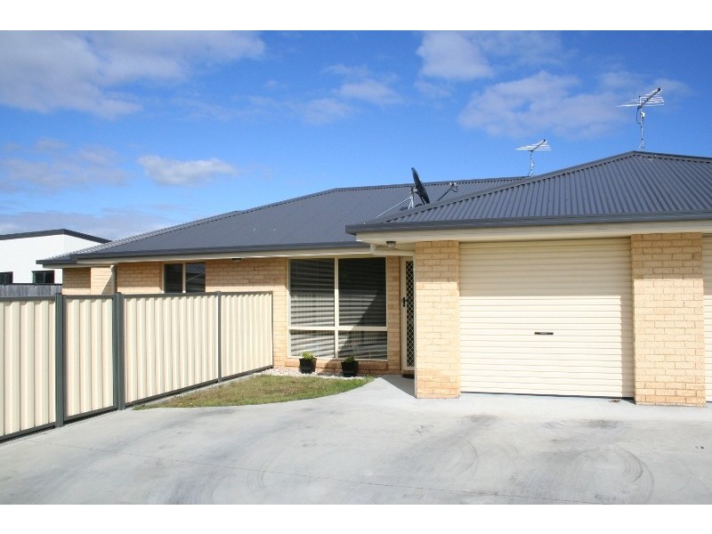 2/22 Haven Drive, Shearwater TAS 7307