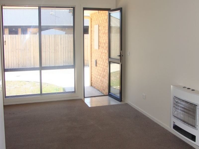 2/22 Haven Drive, Shearwater TAS 7307