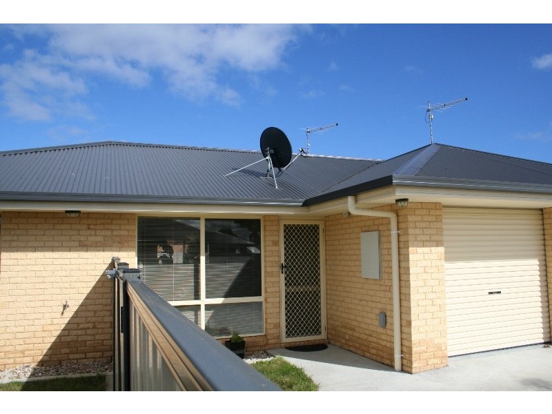 2/22 Haven Drive, Shearwater TAS 7307