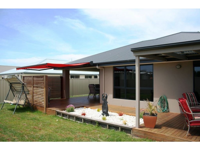 8 Banksia Rise, Shearwater TAS 7307