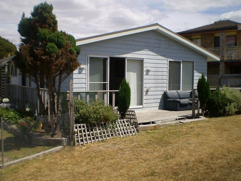 24 Dumbleton Sreet, Hawley Beach TAS 7307