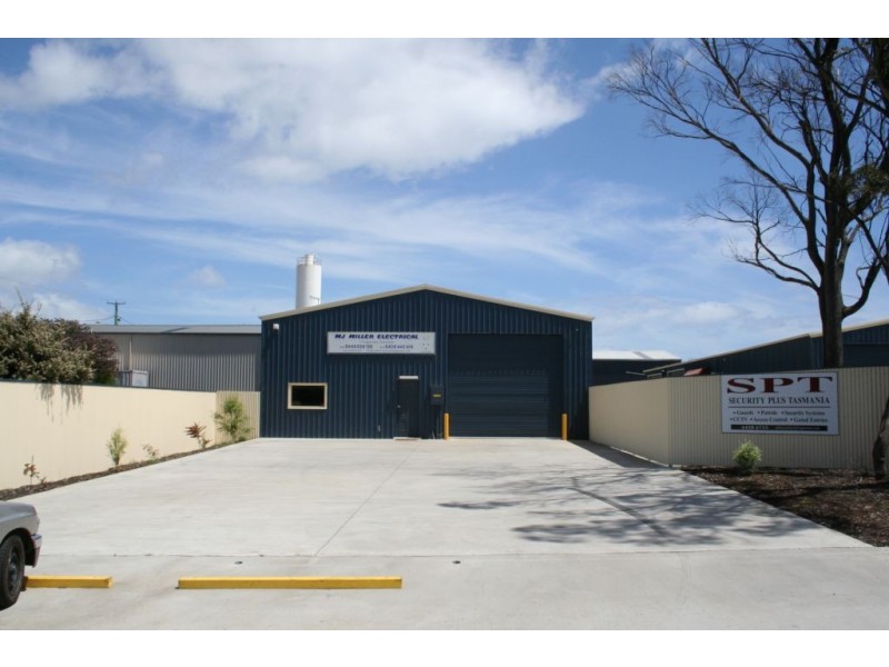 1/1 and 2/1 Burgess Way, Shearwater TAS 7307