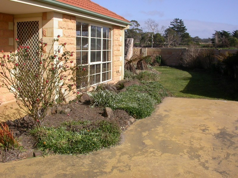 1/52 Club Drive, Shearwater TAS 7307