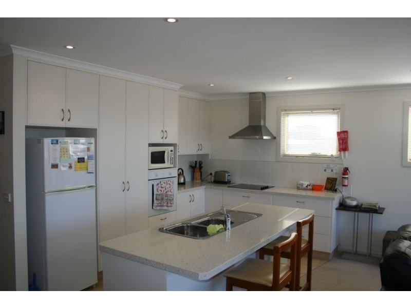 1/26 Chardonnay Drive, Hawley Beach TAS 7307
