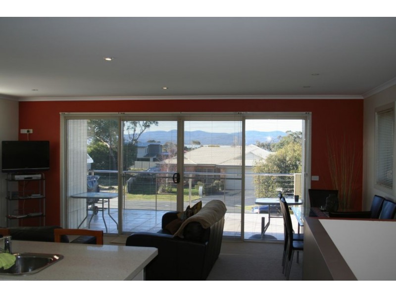 1/26 Chardonnay Drive, Hawley Beach TAS 7307