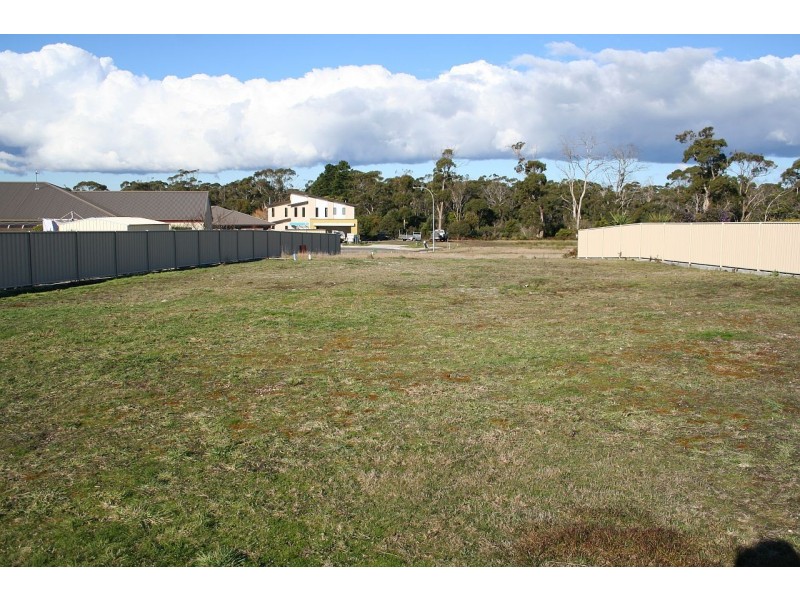 19 Fairway Crescent, Shearwater TAS 7307