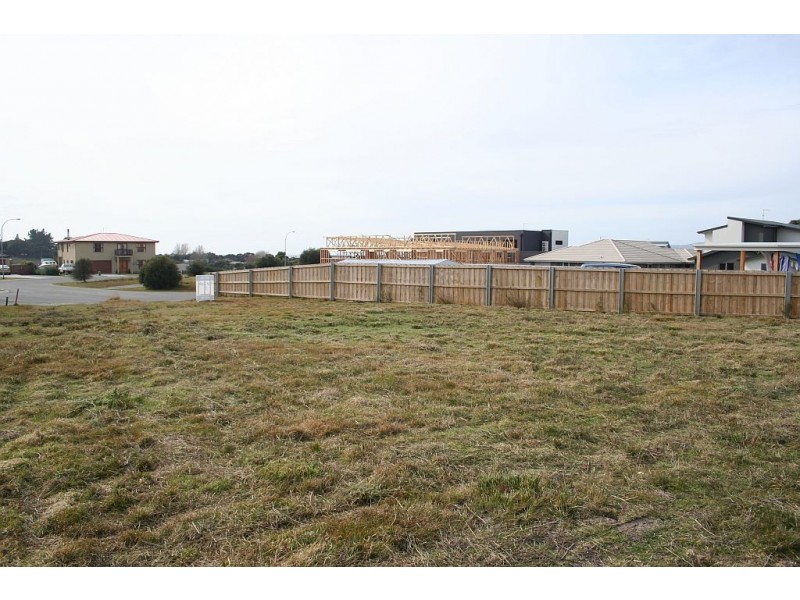 6 Cabernet Court, Hawley Beach TAS 7307