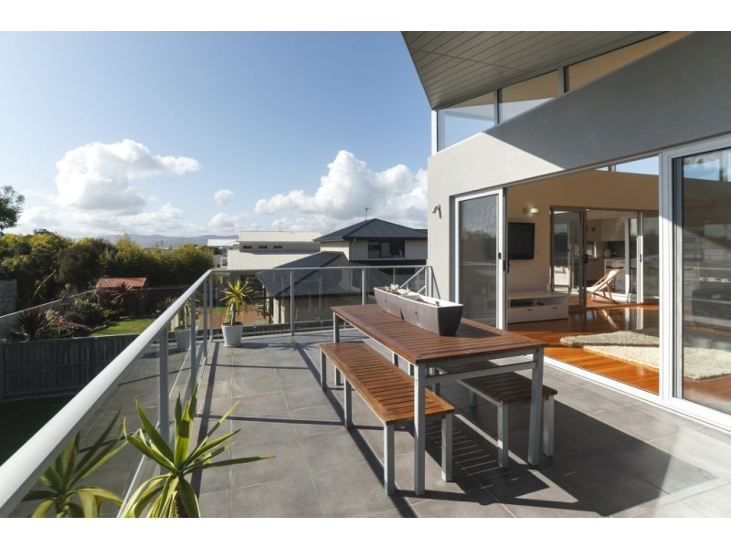 6 Paradise Place, Hawley Beach TAS 7307